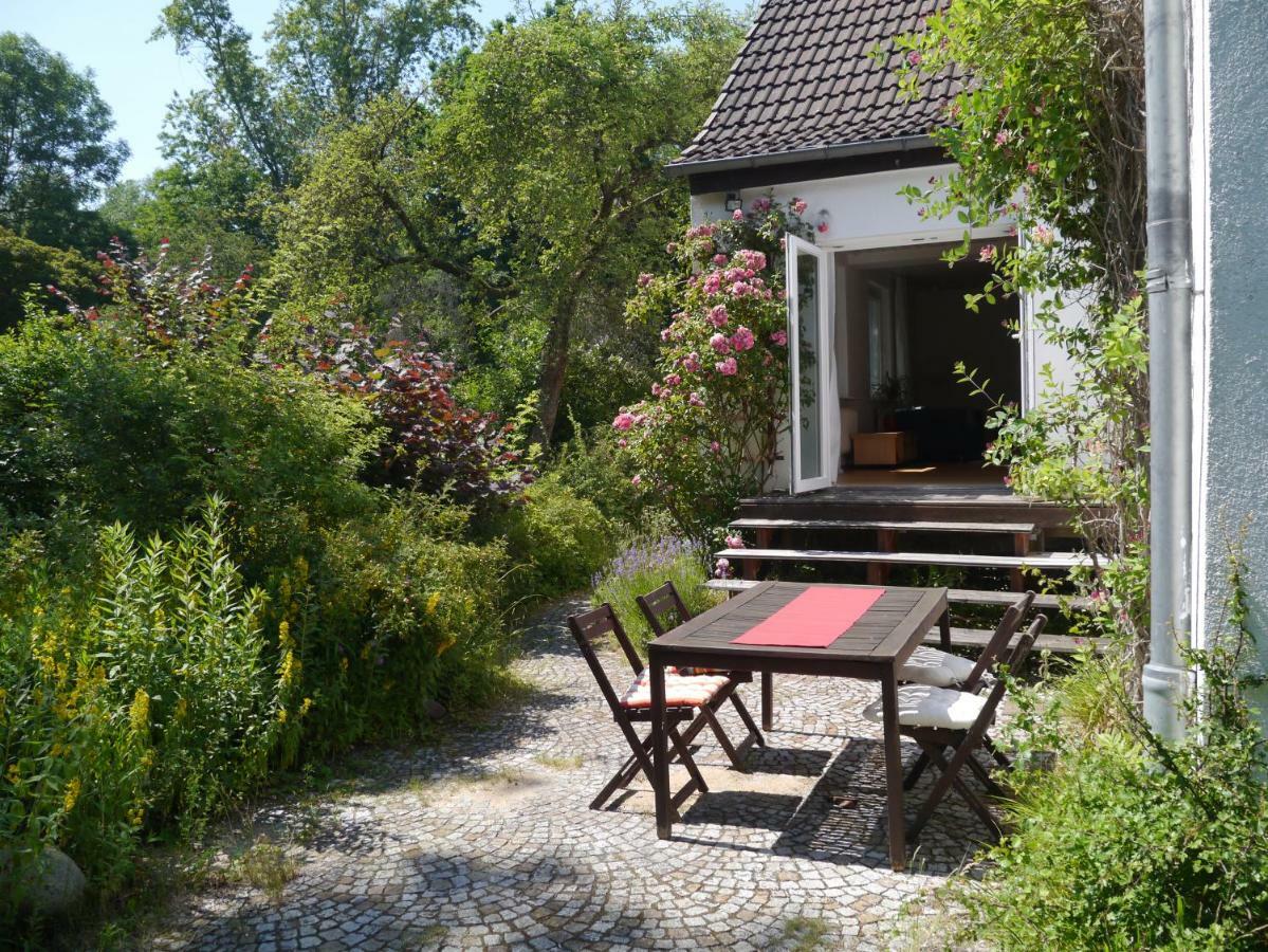 Sonniges Haeuschen Mit Garten Брауншвейг Экстерьер фото